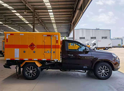 安义爆破器材运输车
