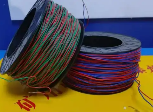 安义放炮线的主要材质有哪些？不同材质的适用场景有何区别？